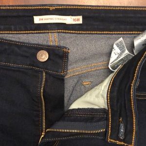 Indigo wash Levi Strauss Jeans 16W